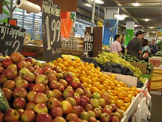 ラスティーズマーケットの果物